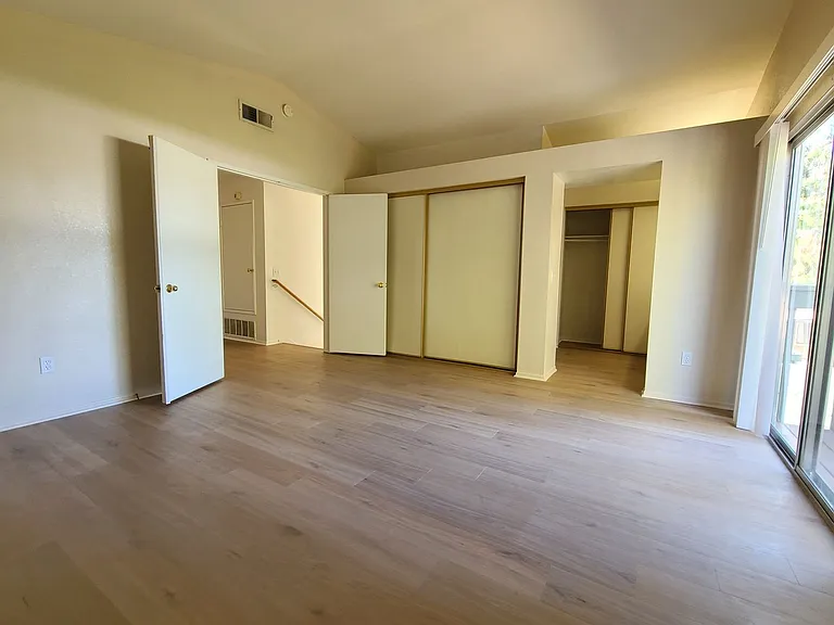 2476 Dublin Way — Photo 15