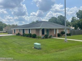 202 N Michot Rd, Lafayette, LA 70508