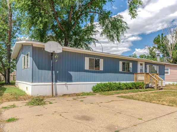 1119 University Dr Lot 1100, Bismarck, ND 58504