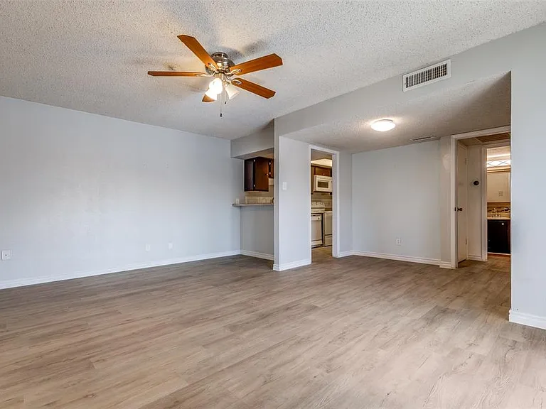 12818 Midway Rd #2068 — Photo 4