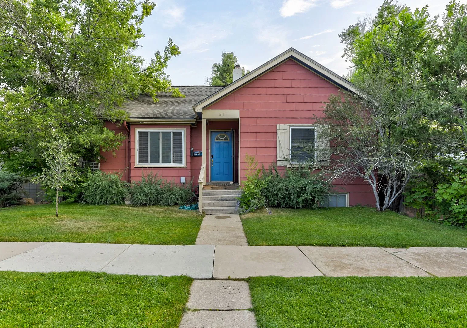 611 University Ave. — Photo 1