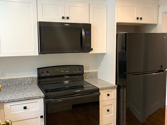 3rd image of 18 Newbury Ave #10