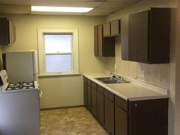 4th image of 320 N Georgia Ave
