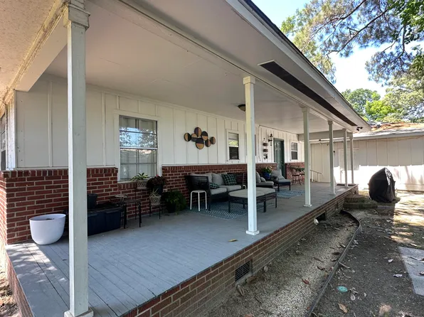 221 N Main St, Petal, MS 39465