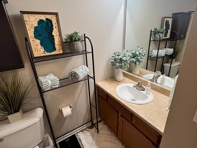 Upstairs Full Bath
