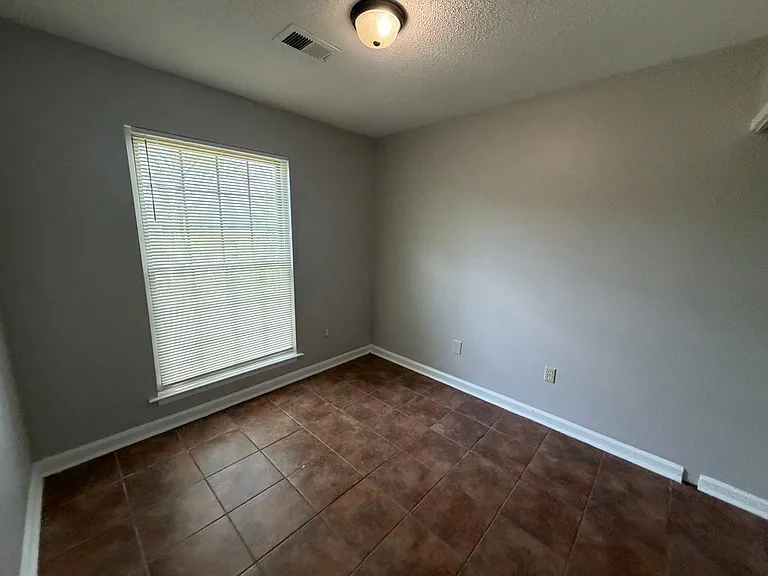 5596 Karen Dr — Photo 16