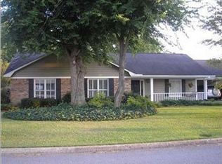 911 66th St, Tuscaloosa, AL 35405