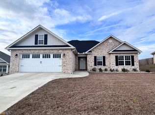 104 Creek Ridge Dr, Warner Robins, GA 31088