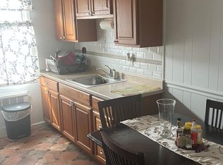 680 Wellwood Ave APT 3, Lindenhurst, NY 11757