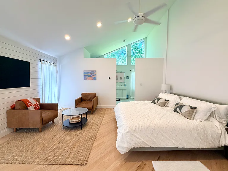 7 Midhampton Ct — Photo 13