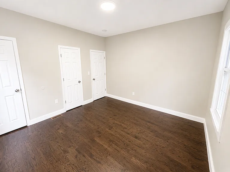 251-253 Schley St #1 — Photo 11