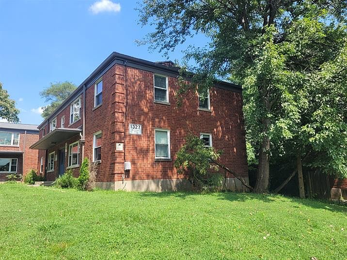 2nd image of 1327 Ellison Ave APT 4