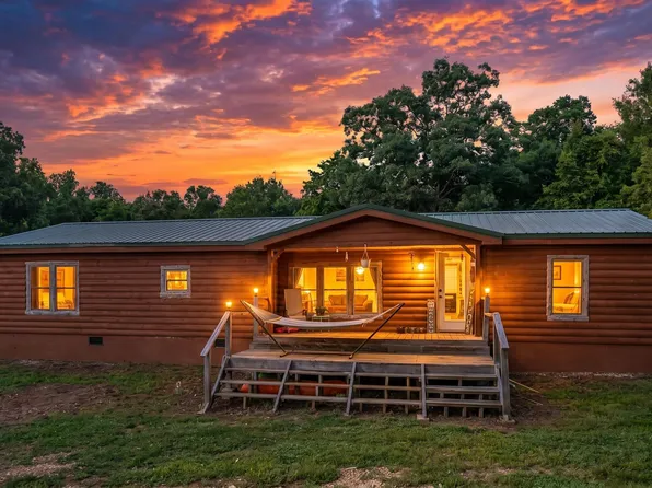 221 Woodridge Ln, Mammoth Spring, AR 72554
