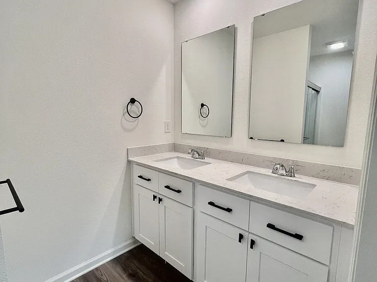 14241 SW 34th Terrace Rd — Photo 15