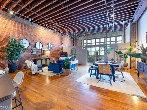 100 W 5th St Unit 2D, Long Beach, CA 90802