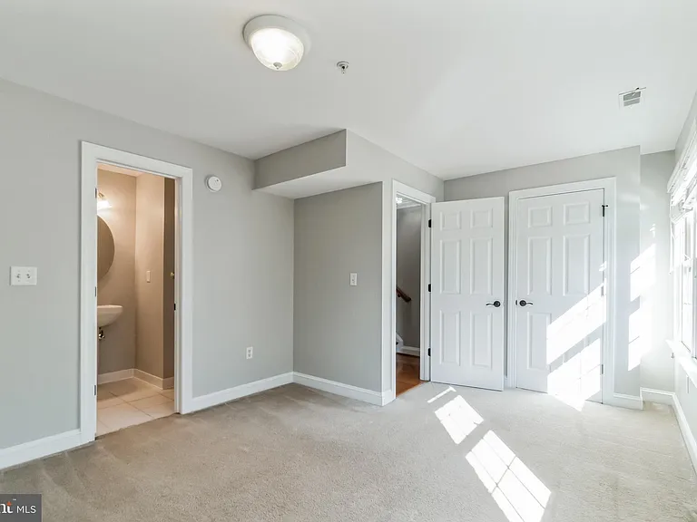 2270 S Garfield St #4 — Photo 22