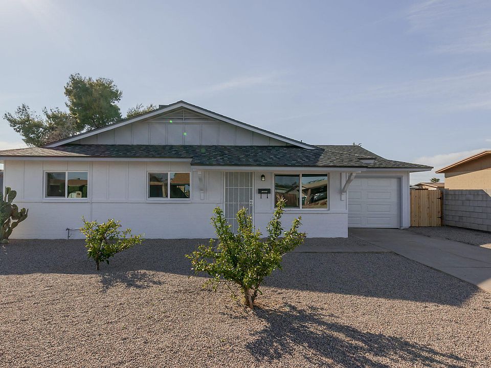 1st image of 15040 N 28th Dr