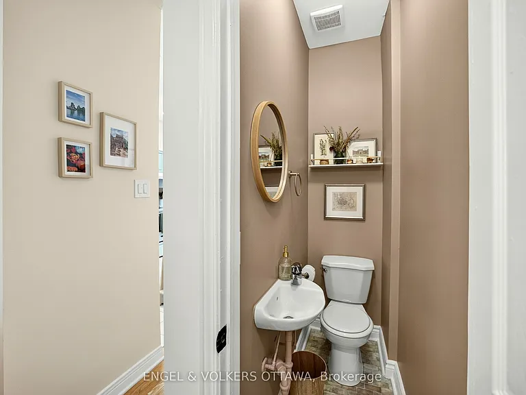 68 Lorne Ave — Photo 23