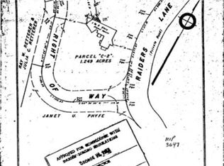 17 Raiders Ln, Darien, CT 06820