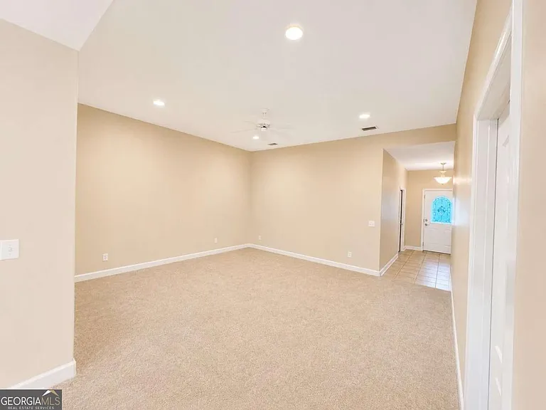 144 Kathryne Bailey Dr — Photo 6