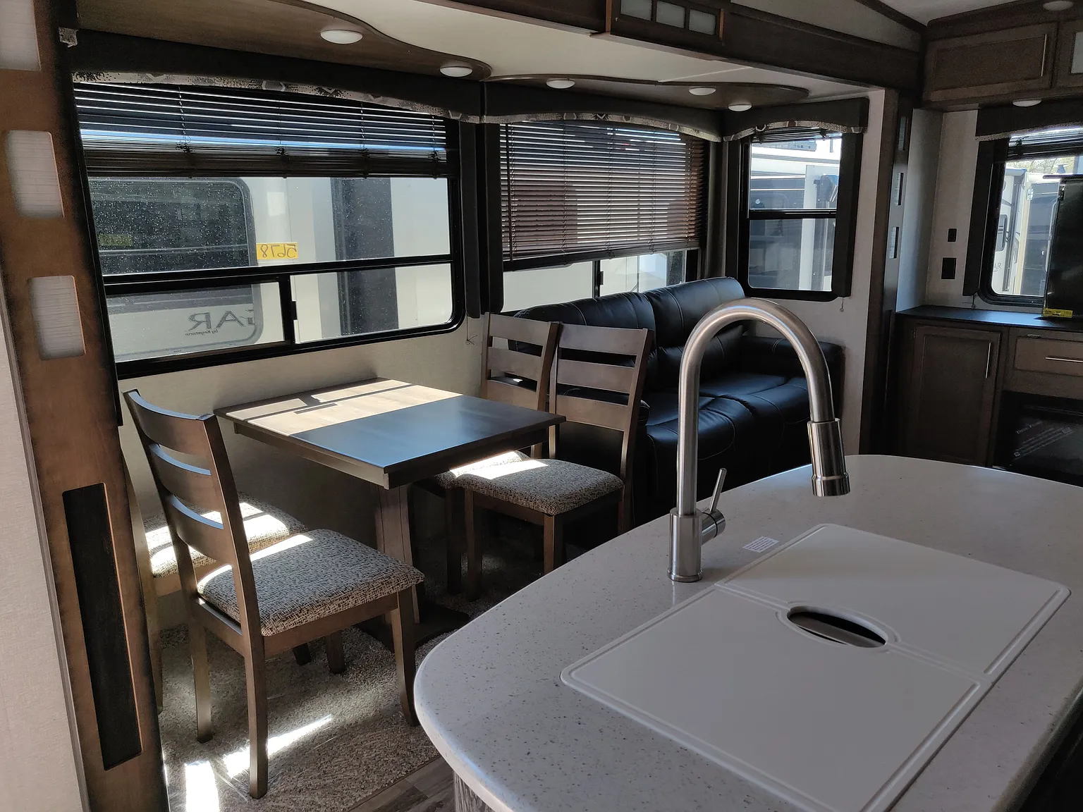 1 bed, 725 sqft, $600 — Photo 3