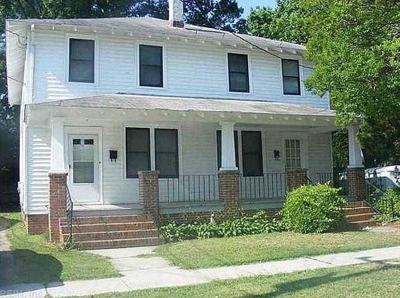 1st image of 2903 Earlscourt Ave