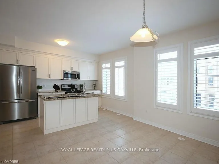 3055 Preserve Dr — Photo 6