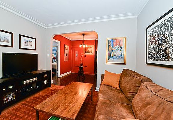 3rd image of 350 E 77th St APT 5P