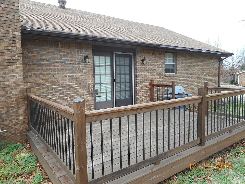 1st image of 798 Fairway Dr