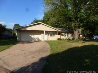 812 W Atlanta Ct, Broken Arrow, OK 74012