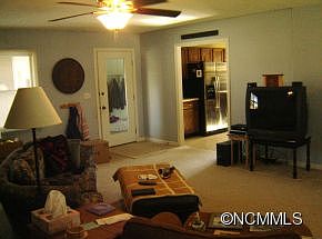 5th image of 219 Kimberly Ann Dr