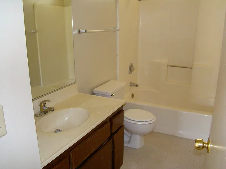 15554 Bear Valley Rd — Photo 3