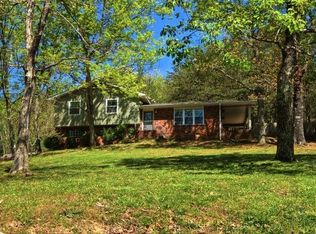 148 Payne Chapel Rd, Lookout Mountain, GA 30750