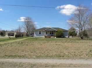 1015 Raybon Binkley Rd, Ashland City, TN 37015