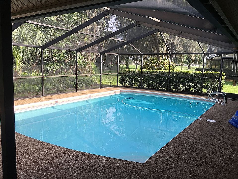 2nd image of 2855 Hammock Dr