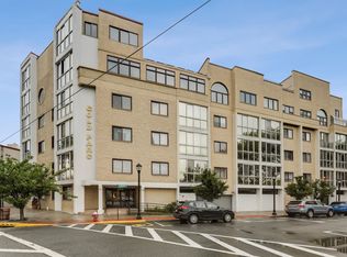 200 Paterson Plank Rd APT 305, Union City, NJ 07087