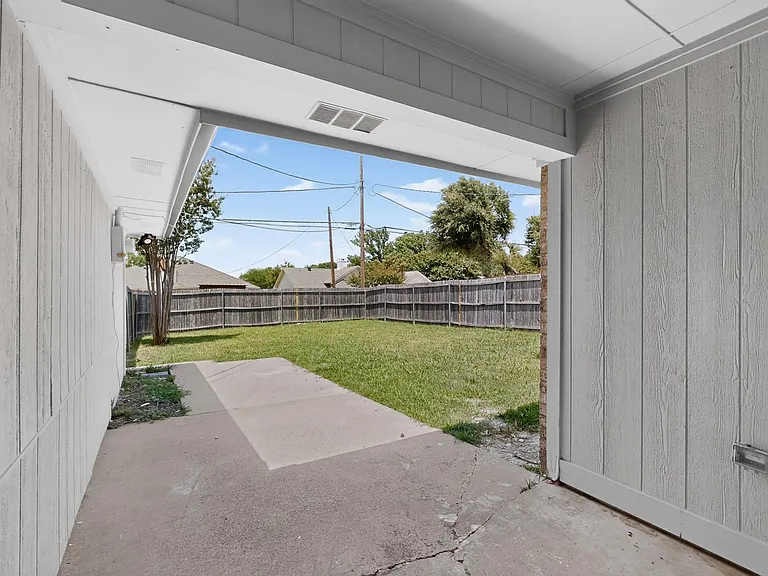 620 Stoneybrook Dr — Photo 25