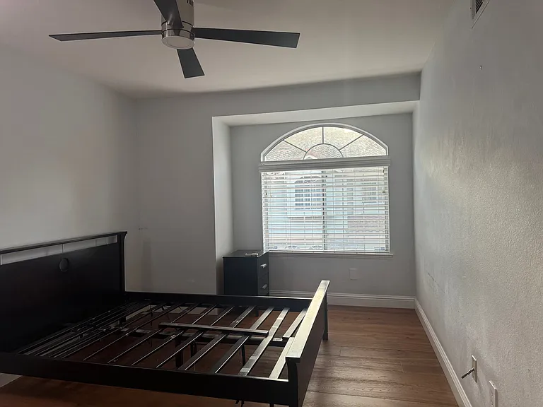 1258 Calle De Cuestanada — Photo 22