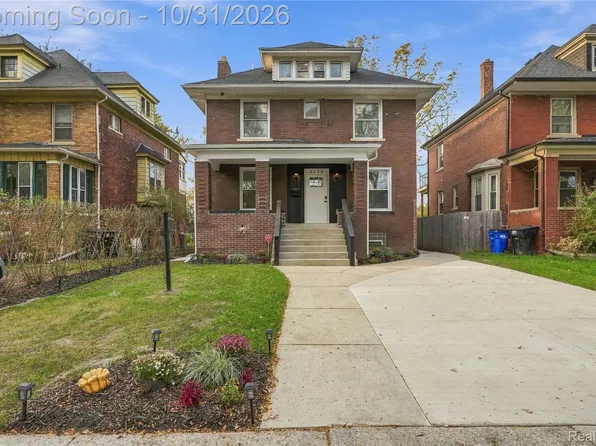 2236 Lamothe St, Detroit, MI 48206