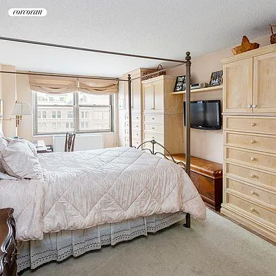 Rented by Corcoran | media 4