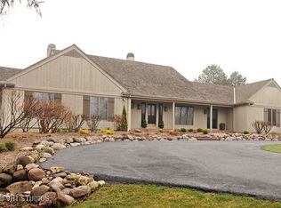 21391 N Prestwick Dr, Barrington, IL 60010