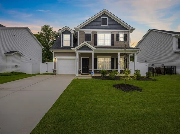 133 Black Oak Ct, Clayton, NC 27520