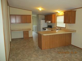 5202 Citadel Dr, Canton, MI
