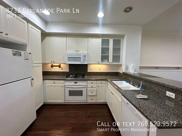 8732 Esplanade Park Ln — Photo 10