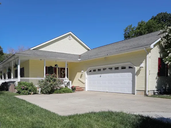 416 Stiles Ave, Maple Shade, NJ 08052