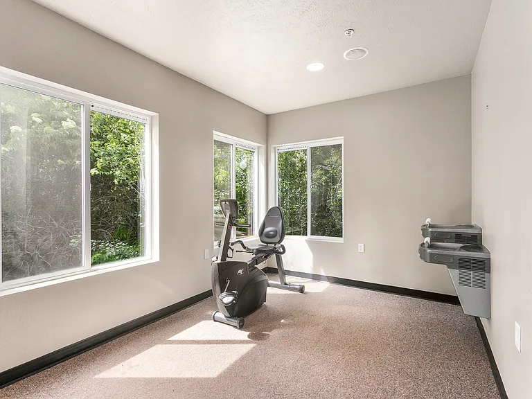 Boulder Apartments — Photo 39