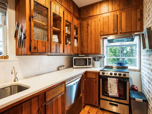 73 Anson St APT Z, Charleston, SC 29401
