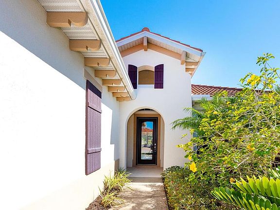 5th image of 317 Savona Way