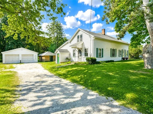 1178 Ridge Rd, Ontario, NY 14519