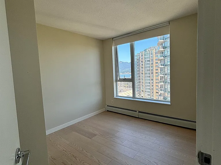 688 Abbott St #2208 — Photo 21